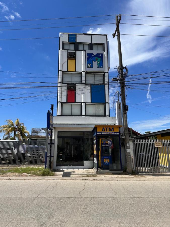 Murals Mactan Lapu-Lapu City Exterior photo