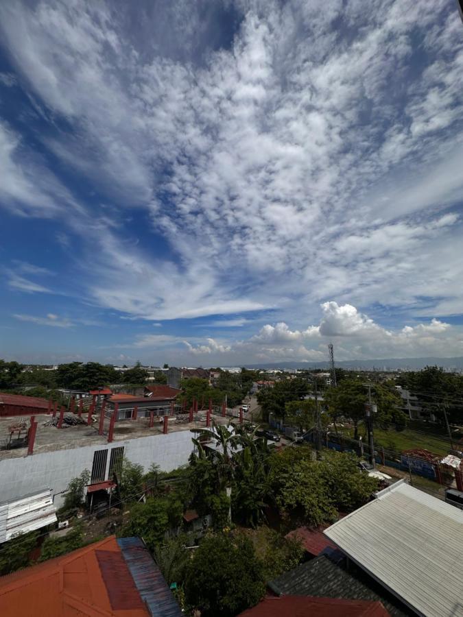 Murals Mactan Lapu-Lapu City Exterior photo